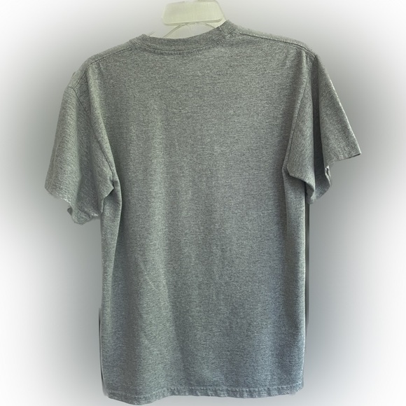 PEANUTS United Feature Syndicate Christmas Gray T-Shirt Men's Small - Picture 3 of 7